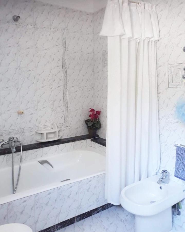 Fantastic Villa, A 5 Minute Drive From The Beach! 雅典 外观 照片